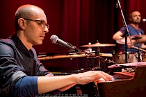 Mik Keusen with Trummer live at Schlosshof Köniz, oct 15, 2015